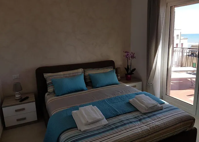 Mary\'S Penthouse